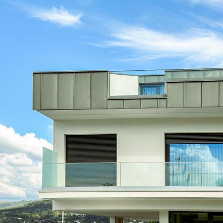 Flora Guest House Marco de Canavezes エクステリア 写真