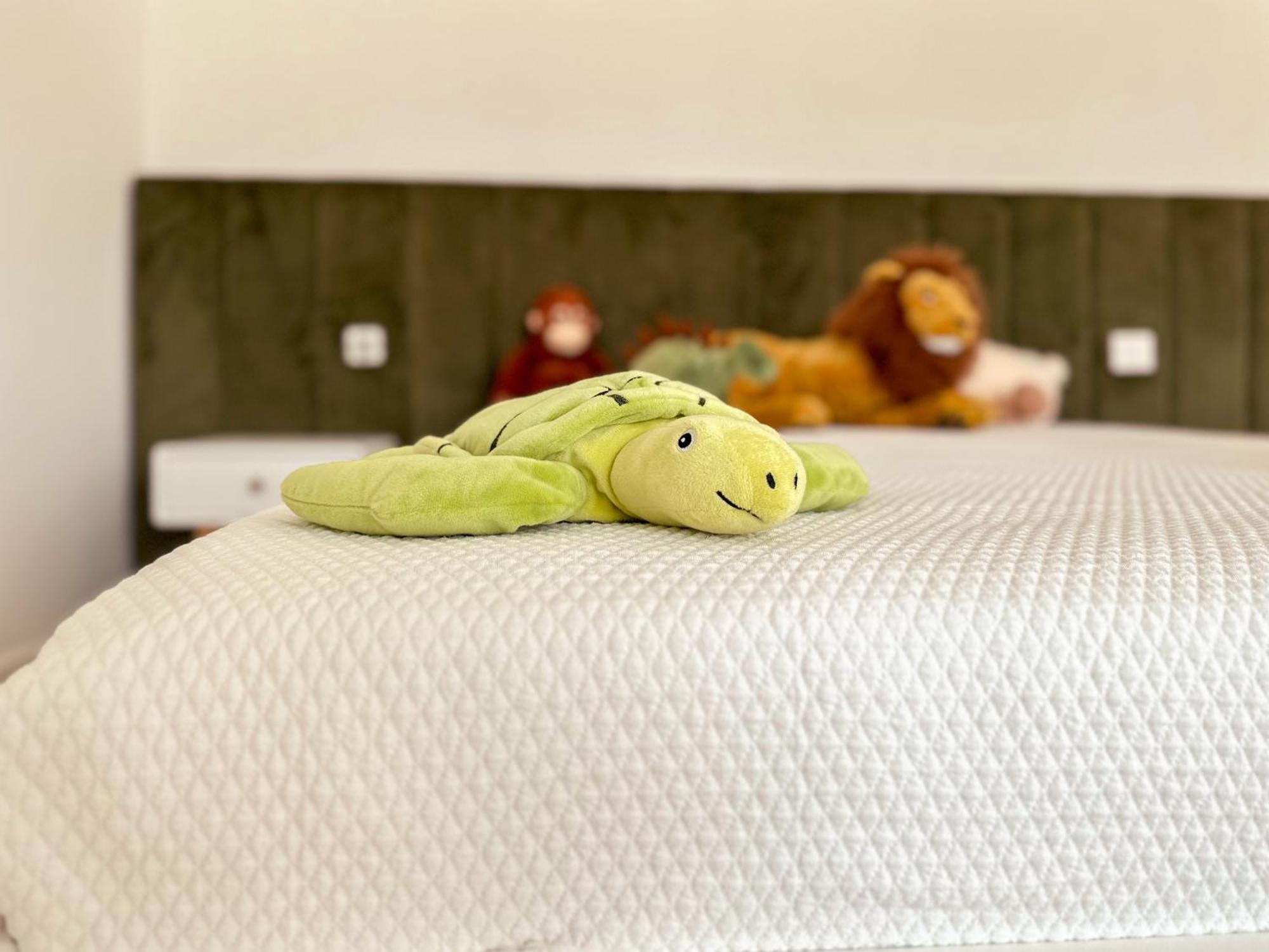 Flora Guest House Marco de Canavezes エクステリア 写真